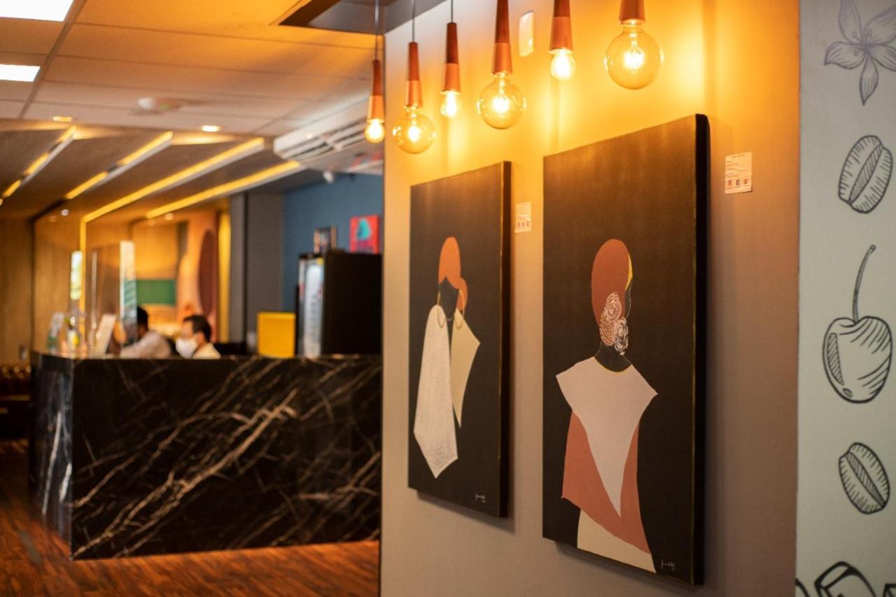 Jockey Class Hotel テレジーナ エクステリア 写真